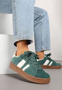 Born2be - Zielono-Białe Sneakersy w Stylu Klasycznych Tenisówek z Ozdobnymi Paskami Neveza. Okazja: na co dzień. Zapięcie: pasek. Kolor: zielony. Materiał: jeans. Wzór: paski #3