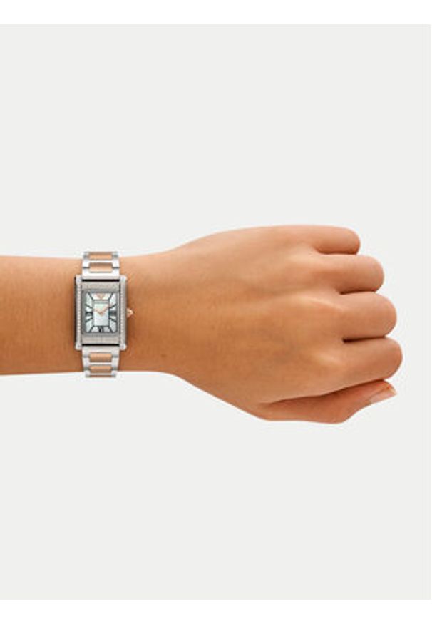 Emporio Armani Zegarek Genni AR11626 Srebrny. Kolor: srebrny