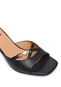 Love Moschino - LOVE MOSCHINO Klapki JA28105G1OIE0000 Czarny. Kolor: czarny. Materiał: skóra #6