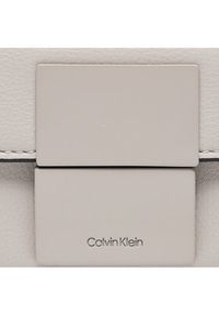 Calvin Klein Saszetka Iconic Plaque Camera Bag Xs K50K511650 Szary. Kolor: szary. Materiał: skóra #5