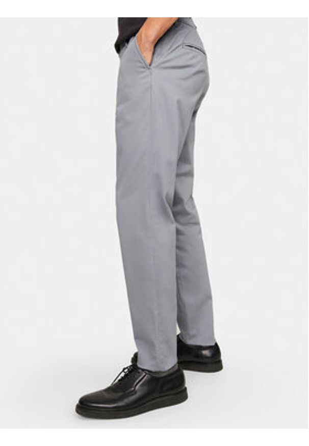 Jack & Jones - Jack&Jones Chinosy Marco 12150148 Szary Slim Fit. Kolor: szary. Materiał: bawełna