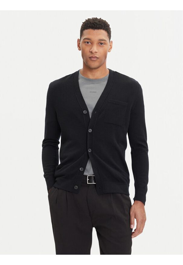 Marc O'Polo Kardigan 529 5063 61042 Czarny Regular Fit. Typ kołnierza: polo. Kolor: czarny. Materiał: wełna