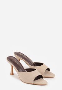 Born2be - Beżowe Klapki z Imitacji Zamszu na Szpilce z Otwartym Noskiem Irithna. Okazja: na co dzień, na ślub cywilny, na wesele. Nosek buta: otwarty. Kolor: beżowy. Materiał: zamsz. Obcas: na szpilce. Styl: casual, elegancki, klasyczny #8