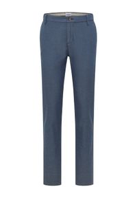 Mustang Chinosy Daytona 1017075 Niebieski Slim Fit. Kolor: niebieski. Materiał: bawełna