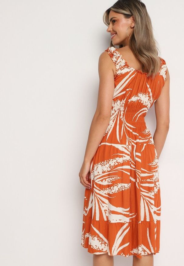 Born2be - Pomarańczowa Wiskozowa Sukienka na Ramiączkach z Gumką w Pasie Oslifea. Okazja: na imprezę, na co dzień. Kolor: pomarańczowy. Materiał: wiskoza. Długość rękawa: na ramiączkach. Wzór: aplikacja. Sezon: lato. Styl: casual