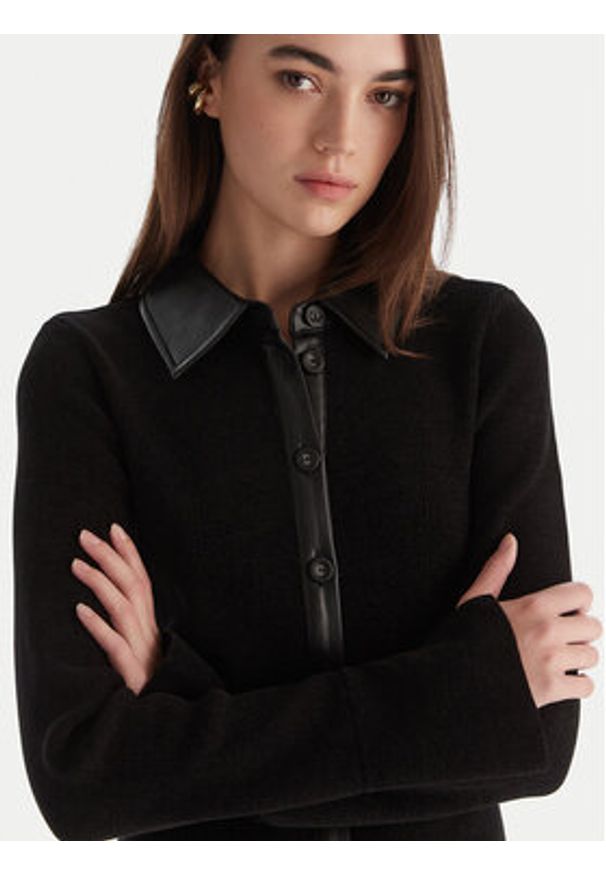 Patrizia Pepe Sukienka dzianinowa 2A2982 K215 Czarny Regular Fit. Kolor: czarny. Materiał: syntetyk