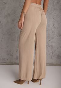 Renee - Beżowe Spodnie z Bawełną o Szerokim Kroju z Cyrkoniami Azirene. Okazja: na co dzień. Kolor: beżowy. Materiał: bawełna. Styl: casual #4
