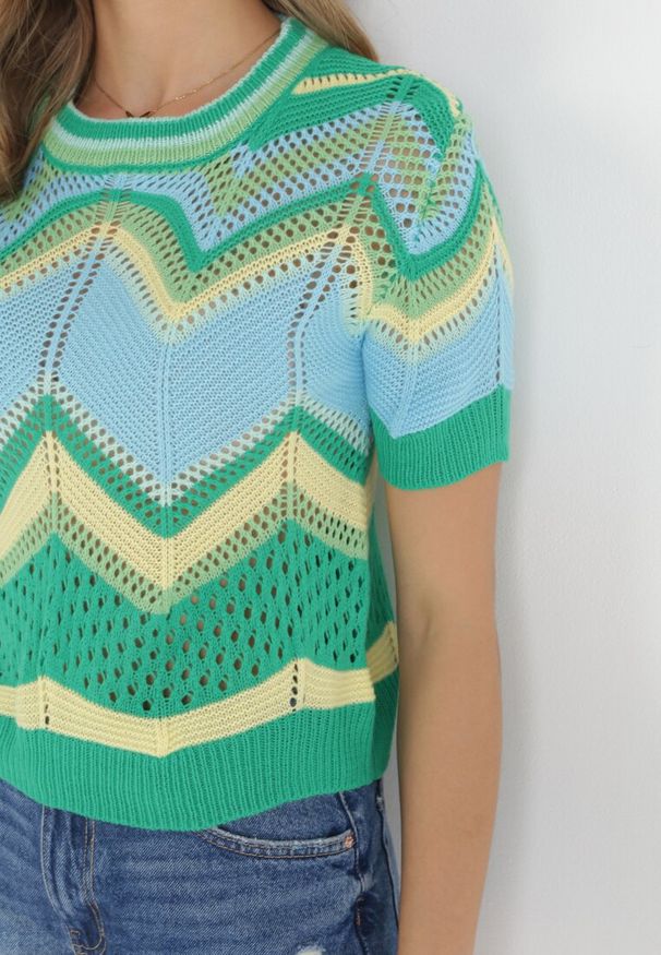 Born2be - Zielony Sweter z Ażurowej Tkaniny z Krótkim Rękawem Xayle. Kolor: zielony. Materiał: tkanina. Długość rękawa: krótki rękaw. Długość: krótkie. Wzór: ażurowy. Sezon: lato, wiosna