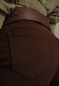 Renee - Ciemnobrązowe Szerokie Jeansy High Waist z Bawełny Physossia. Stan: podwyższony. Kolor: brązowy. Długość: długie. Styl: klasyczny #5