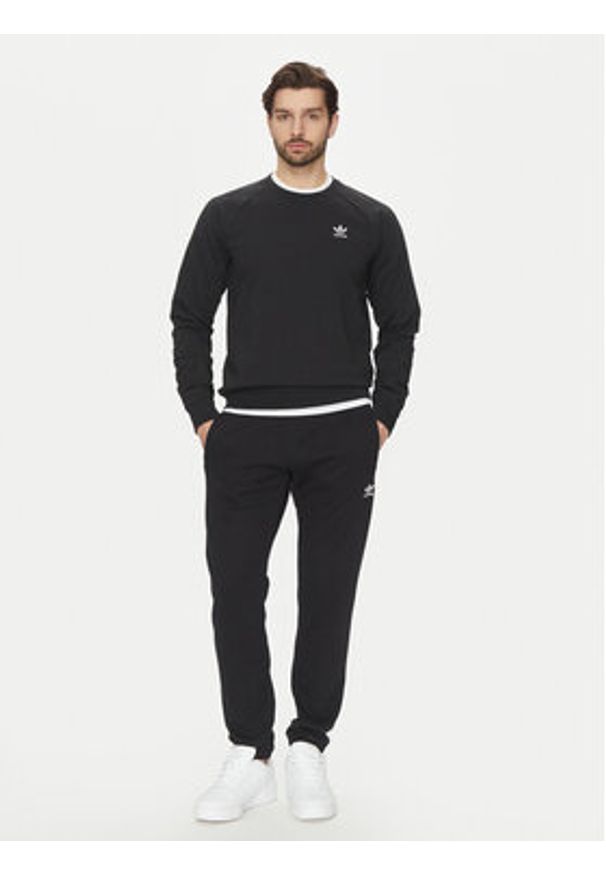 Adidas - adidas Spodnie dresowe Trefoil Essentials JD2422 Czarny Slim Fit. Kolor: czarny. Materiał: bawełna