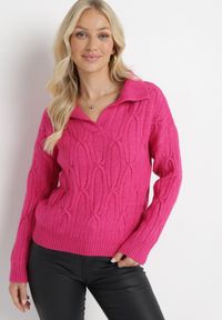 Born2be - Fuksjowy Klasyczny Sweter w Ozdobny Splot Mulls. Kolor: różowy. Materiał: tkanina, dzianina. Wzór: ze splotem. Styl: klasyczny #5