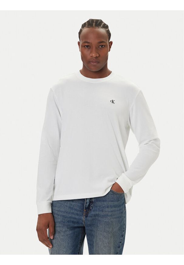 Calvin Klein Jeans Longsleeve Easy LV04RD247G Biały Regular Fit. Kolor: biały. Materiał: bawełna. Długość rękawa: długi rękaw