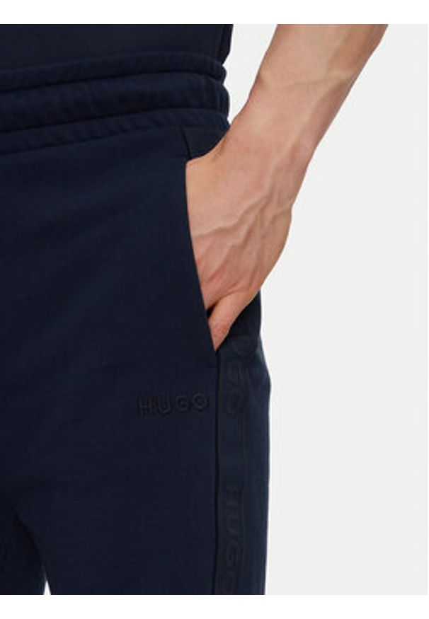 Hugo - HUGO Szorty sportowe Liam 50540936 Niebieski Regular Fit. Kolor: niebieski. Materiał: bawełna. Styl: sportowy