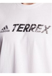Adidas - adidas T-Shirt Terrex Classic Logo HF3285 Biały Regular Fit. Kolor: biały. Materiał: bawełna #2