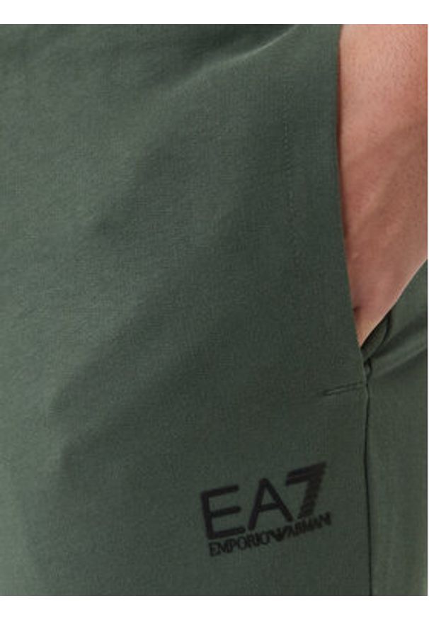 EA7 Emporio Armani Dres 8NPV61 PJVRZ U7260 Zielony Regular Fit. Kolor: zielony. Materiał: bawełna