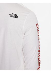 The North Face Longsleeve Outdoor Graphic NF0A827K Biały Regular Fit. Kolor: biały. Materiał: bawełna. Długość rękawa: długi rękaw. Sport: outdoor