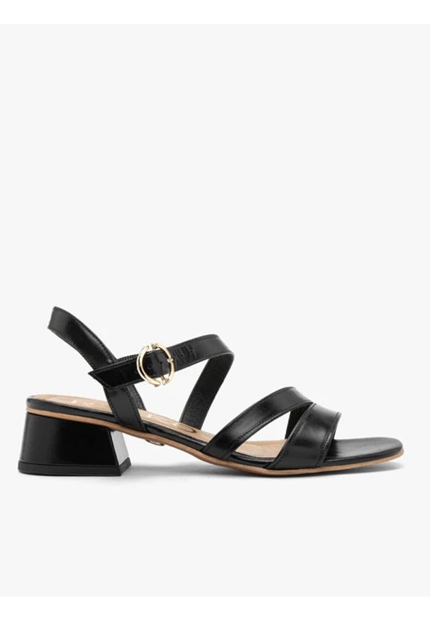 Ryłko - Czarne sandały na niskim słupku. Zapięcie: sprzączka. Kolor: czarny. Materiał: skóra. Obcas: na słupku. Styl: street, klasyczny, elegancki. Wysokość obcasa: średni