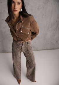 Renee - Panterkowe Jeansy Wide Leg High Waist z Bawełny Saliritia. Okazja: na co dzień. Stan: podwyższony. Wzór: motyw zwierzęcy. Styl: casual, klasyczny #1