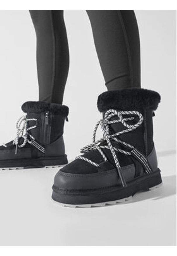 EMU Australia Śniegowce Blurred W12641 Czarny. Kolor: czarny. Materiał: skóra