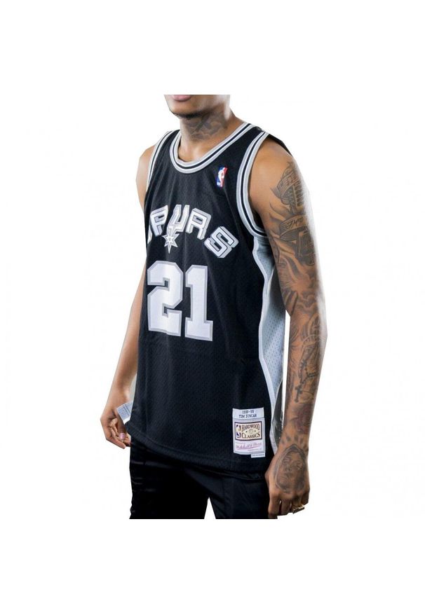 Koszulka męska do koszykówki Mitchell & Ness NBA San Antonio Spurs Tim Duncan. Kolor: czarny. Sport: koszykówka