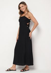 Born2be - Czarna Rozkloszowana Sukienka z Wiskozą Meravela. Okazja: na co dzień. Kolor: czarny. Materiał: wiskoza. Długość rękawa: na ramiączkach. Styl: casual, elegancki #7