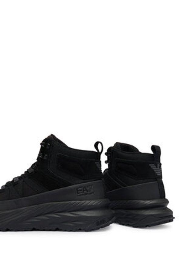 EA7 Emporio Armani Sneakersy Stivale 7X000299 AF18450 MZ042 Czarny. Kolor: czarny. Materiał: materiał