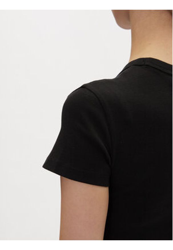 Hugo - HUGO T-Shirt Delanor_2 50539132 Czarny Cropped Fit. Kolor: czarny. Materiał: bawełna