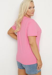 Born2be - Różowy T-shirt Bawełniany Ozdobiony Cekinami Lirenell. Okazja: na co dzień, do pracy. Kolor: różowy. Materiał: bawełna. Wzór: aplikacja. Styl: glamour, klasyczny, casual #5
