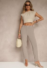 Renee - Beżowe Klasyczne Spodnie Regular Waist z Gumką w Pasie Tilomira. Okazja: na co dzień. Kolor: beżowy. Styl: klasyczny