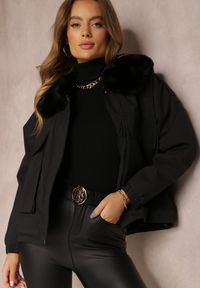 Renee - Czarna Kurtka z Futerkiem Morgaia. Kolor: czarny. Materiał: futro. Styl: klasyczny, elegancki #3