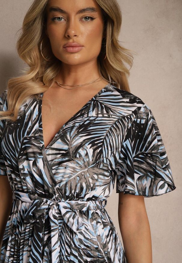 Renee - Czarna Plisowana Rozkloszowana Sukienka z Bawełną Culinea. Okazja: na co dzień, na imprezę. Kolor: czarny. Materiał: bawełna. Styl: klasyczny, casual