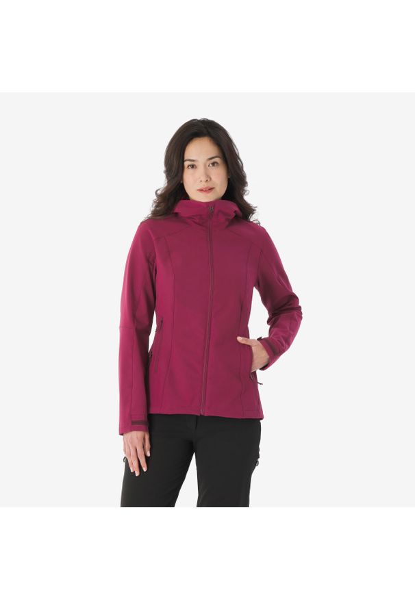 FORCLAZ - Kurtka turystyczna damska Softshell Forclaz MT500. Kolor: fioletowy, wielokolorowy, czarny. Materiał: softshell. Sport: turystyka piesza, wspinaczka