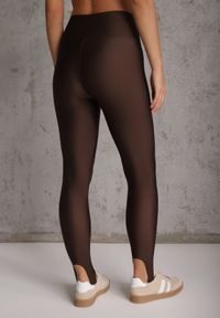 Renee - Brązowe Legginsy High Waist z Zapiętkami Oliviera. Okazja: na co dzień. Stan: podwyższony. Kolor: brązowy. Materiał: materiał. Długość: krótkie. Styl: casual, sportowy #4