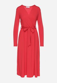 Born2be - Czerwona Sukienka Kopertowa z Wiskozą Wiązana w Talii Drestalia. Okazja: na co dzień. Typ kołnierza: dekolt w kształcie V. Kolor: czerwony. Materiał: wiskoza. Długość rękawa: długi rękaw. Typ sukienki: kopertowe. Styl: casual, klasyczny #3