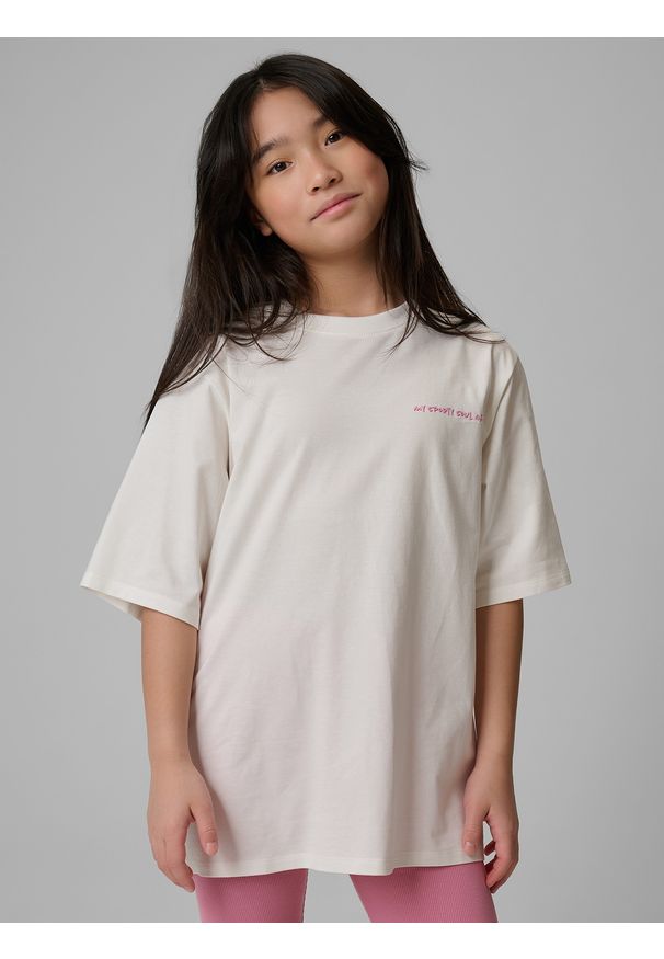 4f - 4F T-shirt loose z nadrukiem dziewczęcy - biały 134/140 (8-10 lat). Okazja: na uczelnię, na co dzień, na spacer. Kolor: biały. Materiał: materiał, bawełna, skóra, dzianina. Wzór: nadruk. Sezon: lato. Styl: casual