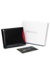 ROVICKY - Portfel męski czarny z czerwoną wstawką Rovicky 1540-03-BOR-1256 BLA. Kolor: czerwony, czarny, wielokolorowy. Materiał: skóra