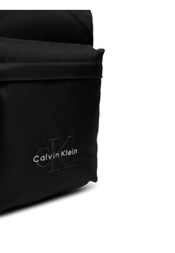 Calvin Klein Saszetka Bold Sling LV04D3300G Czarny. Kolor: czarny. Materiał: materiał