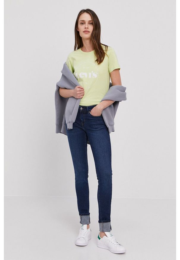 Levi's® - Levi's T-shirt kolor zielony. Okazja: na co dzień, na spotkanie biznesowe. Kolor: zielony. Materiał: dzianina. Wzór: nadruk. Styl: biznesowy, casual