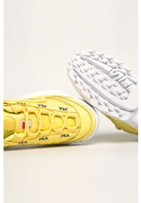 Fila - Buty D-Formation. Nosek buta: okrągły. Zapięcie: sznurówki. Kolor: żółty. Materiał: syntetyk, materiał, skóra ekologiczna. Szerokość cholewki: normalna. Obcas: na obcasie. Wysokość obcasa: średni #2