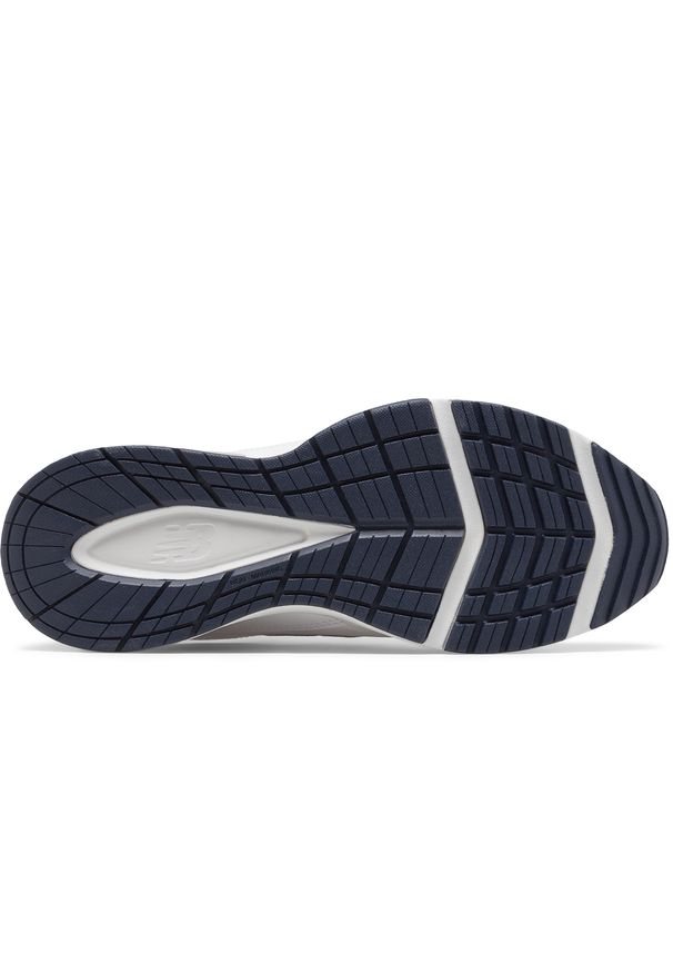 Buty męskie New Balance MX608WN5 – białe. Okazja: na co dzień. Kolor: biały. Materiał: syntetyk, materiał, skóra. Szerokość cholewki: normalna. Sezon: lato