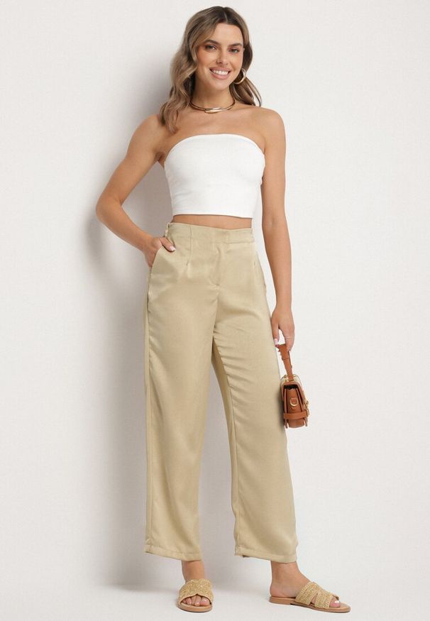 Born2be - Ciemnobeżowe Eleganckie Spodnie o Prostym Kroju z Wysokim Stanem Jenanora. Okazja: do pracy, na co dzień, na spotkanie biznesowe. Stan: podwyższony. Kolor: beżowy. Styl: elegancki