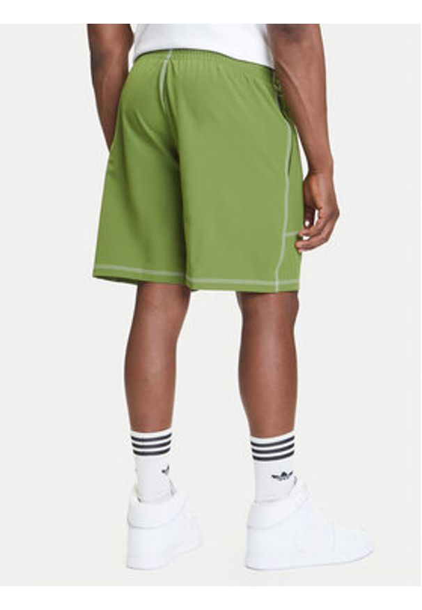 Adidas - adidas Szorty sportowe Trefoil Essentials KA8540 Zielony Loose Fit. Kolor: zielony. Materiał: syntetyk. Styl: sportowy