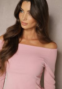 Renee - Różowa Bluzka z Bawełny z Wycięciem na Kciuk Valwiwi. Okazja: na co dzień. Kolor: różowy. Materiał: bawełna. Styl: casual #4