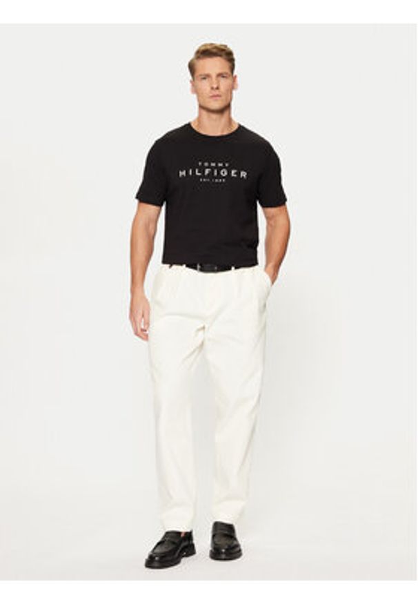 TOMMY HILFIGER - Tommy Hilfiger T-Shirt Big Logo Tee MW0MW37448 Czarny Slim Fit. Kolor: czarny. Materiał: bawełna