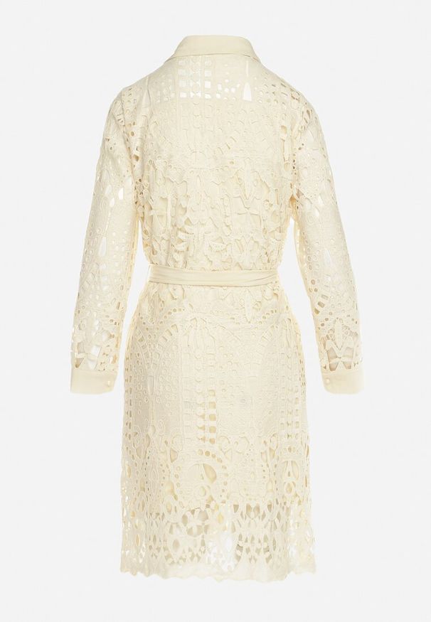 Born2be - Beżowa Ażurowa Sukienka Koszulowa Mini z Wiązanym Paskiem Jolira. Kolor: beżowy. Materiał: tkanina, materiał. Wzór: ażurowy. Typ sukienki: koszulowe. Długość: mini