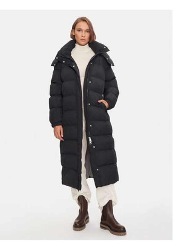 Replay - REPLAY Kurtka zimowa W7857 .000.84996 Czarny Regular Fit. Kolor: czarny. Materiał: syntetyk. Sezon: zima