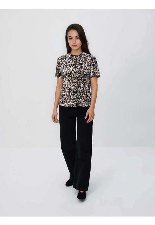 Reserved - T-shirt w panterkę - wielobarwny. Materiał: bawełna. Wzór: motyw zwierzęcy