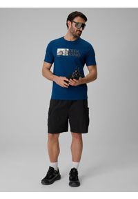 4f - 4F T-shirt regular z nadrukiem męski - granatowy S. Okazja: na co dzień. Kolor: niebieski. Materiał: bawełna, dzianina. Wzór: nadruk. Styl: casual #2