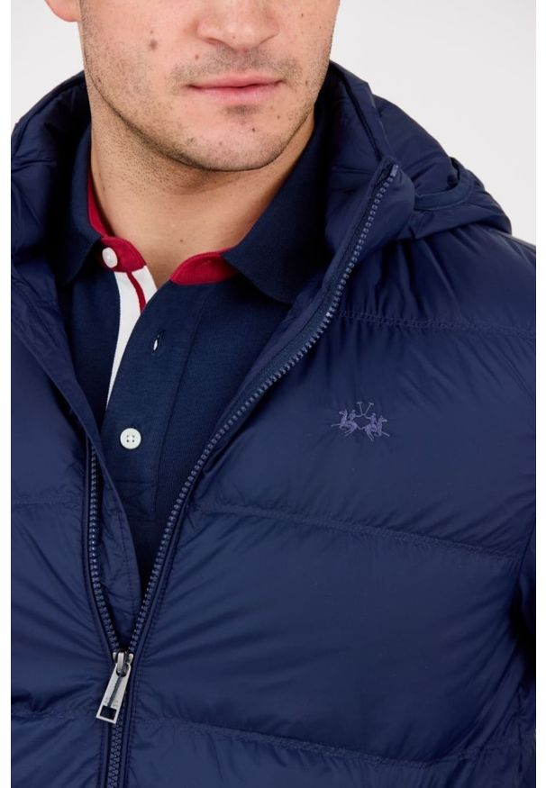 La Martina - LA MARTINA Granatowa pikowana męska kurtka Outerwear Basic Nylon, Rozmiar XXL. Kolor: niebieski. Materiał: nylon. Długość rękawa: długi rękaw. Długość: długie. Styl: elegancki