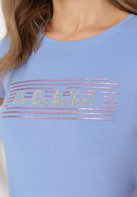 Born2be - Niebieski T-shirt z Bawełny Ozdobiony na Froncie Nadrukiem Pandoma. Kolor: niebieski. Materiał: bawełna. Wzór: nadruk, aplikacja. Sezon: lato #4